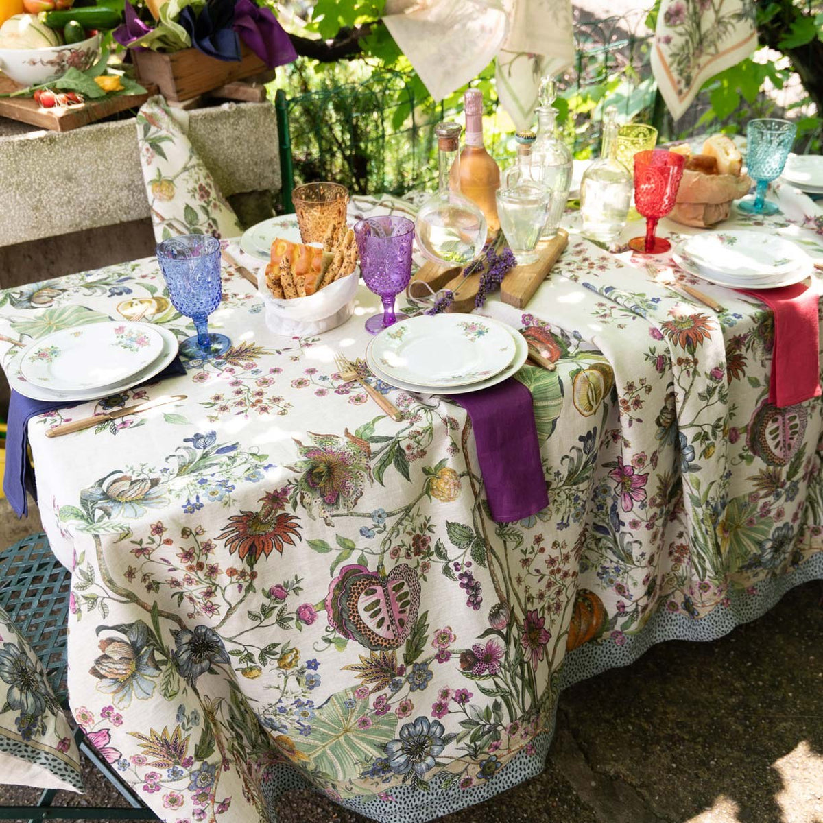 Biloba Printed Linen Tablecloth